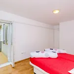Grand Apartment